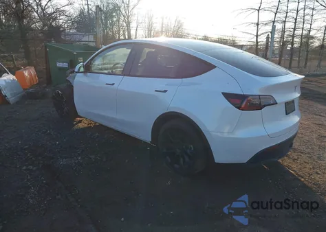 2024 Tesla Model Y Long Range Dual Motor All-Wheel Drive/Rwd from USA, damaged, VIN 7SAYGDED5RF010087